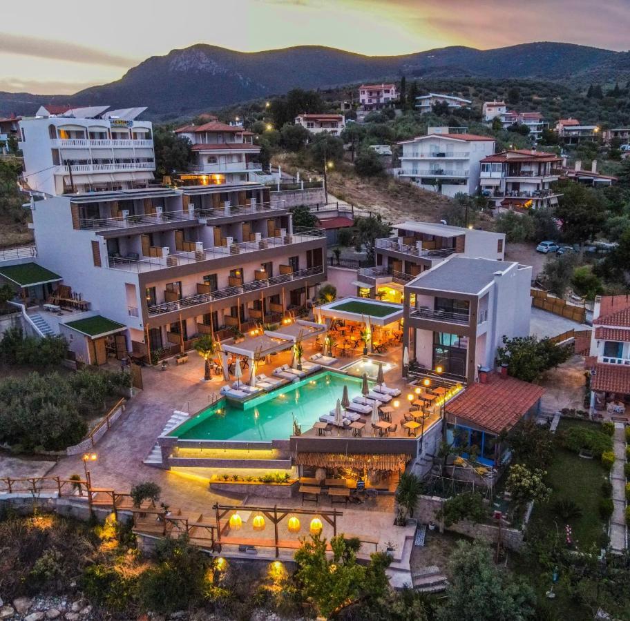 Del Mare Suites กลิฟา ภายนอก รูปภาพ